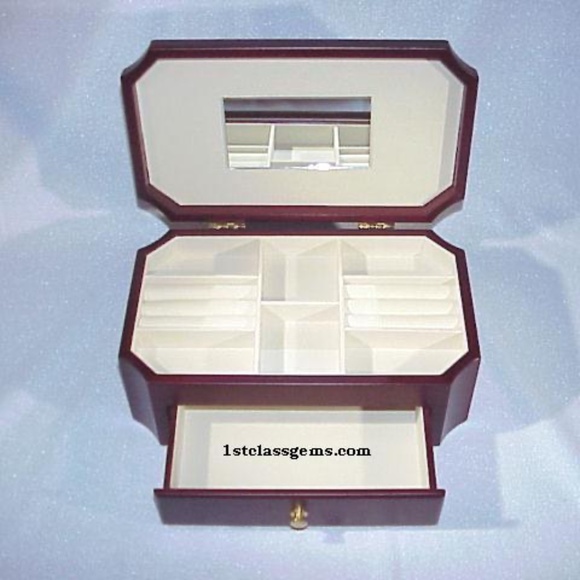 FINAL SALE PRICE Mirrored Wooden Jewelry Box by Mele in Utica, New York - Picture 2 of 6